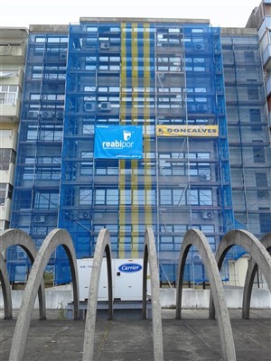 Edificio sito na Av. da Republica - VNG